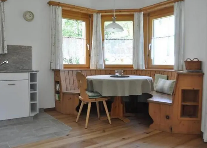 Chesa Semnadur H2 By Interhome Appartement Sils Maria